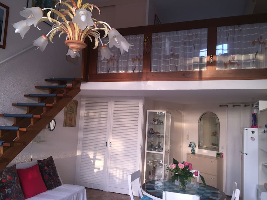 Premier niveau et mezzanine