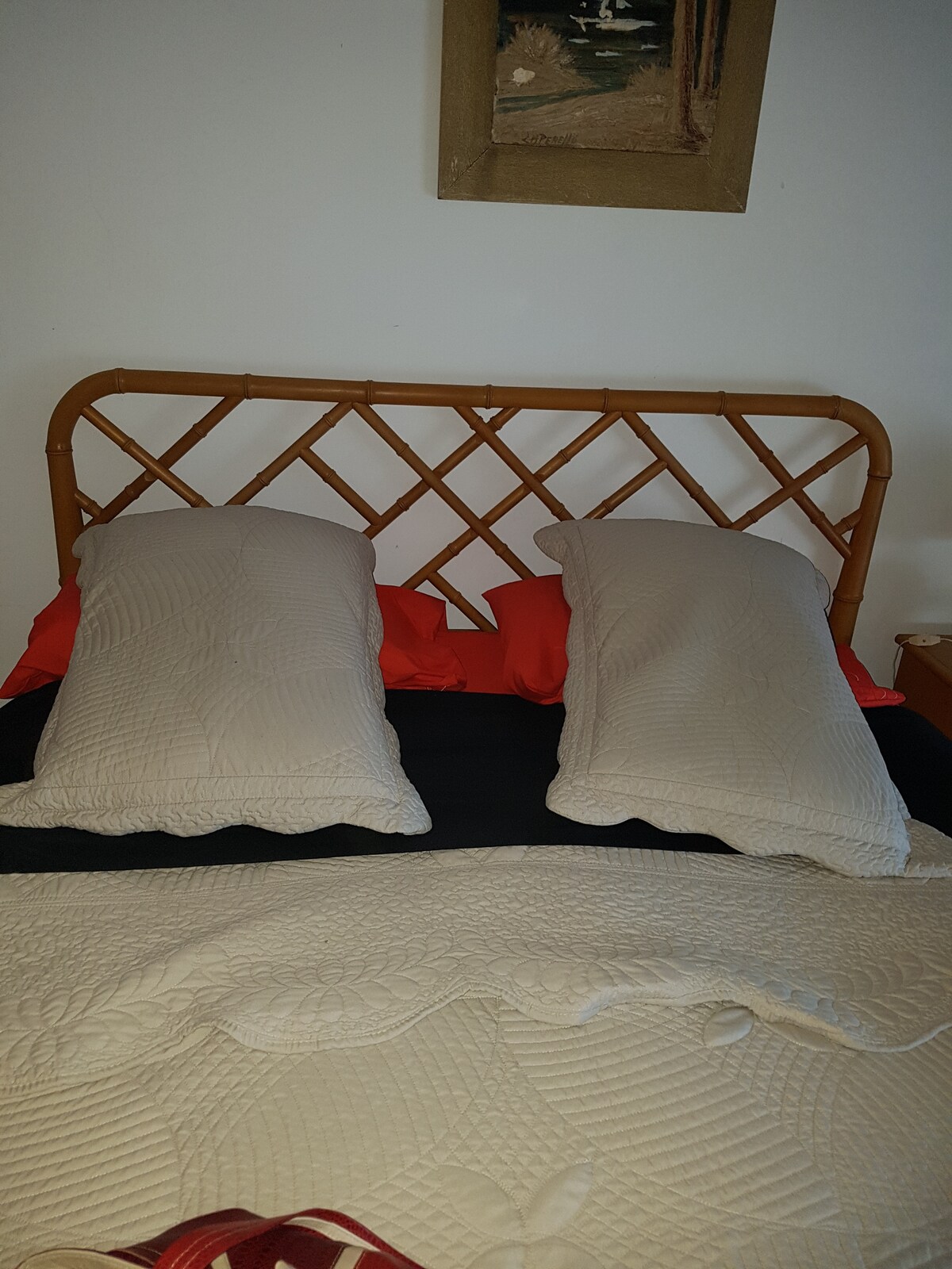 غرفة نوم ماستر بغرفة نوم داخلية