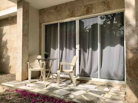 Centrally located studio near Playa Alicia