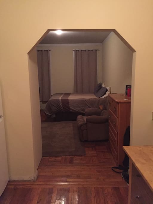 Separate kitchen area/foyer creates a warm and welcoming atmosphere