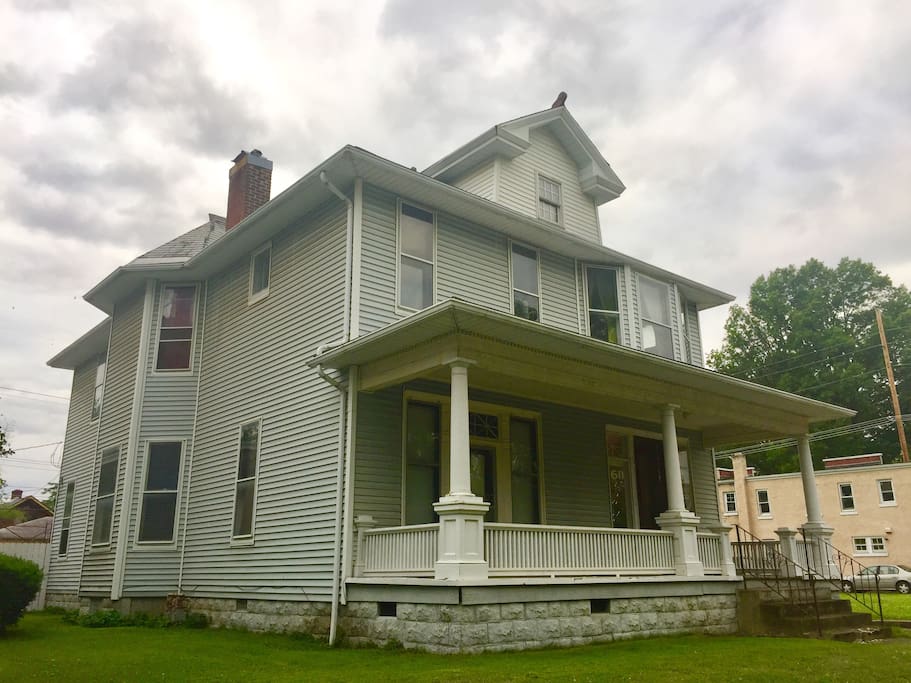 c. 1910 Historic Home For Rent-Haynies Corner Art District/Downtown Evansville, Indiana. Includes a servant's staircase and original porcelain sink in both kitchens.