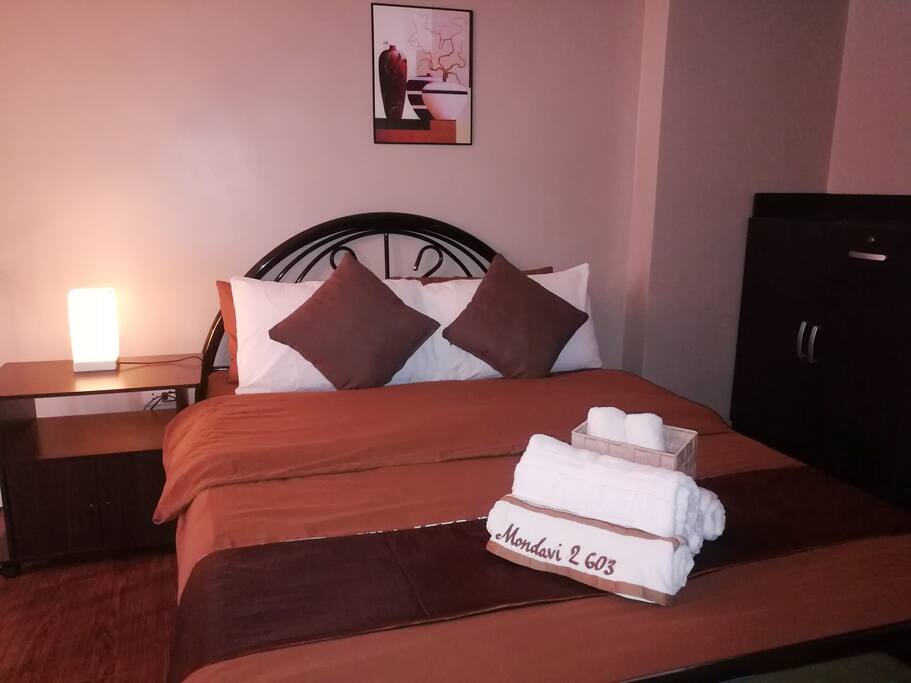Queen Size Loft Bedroom