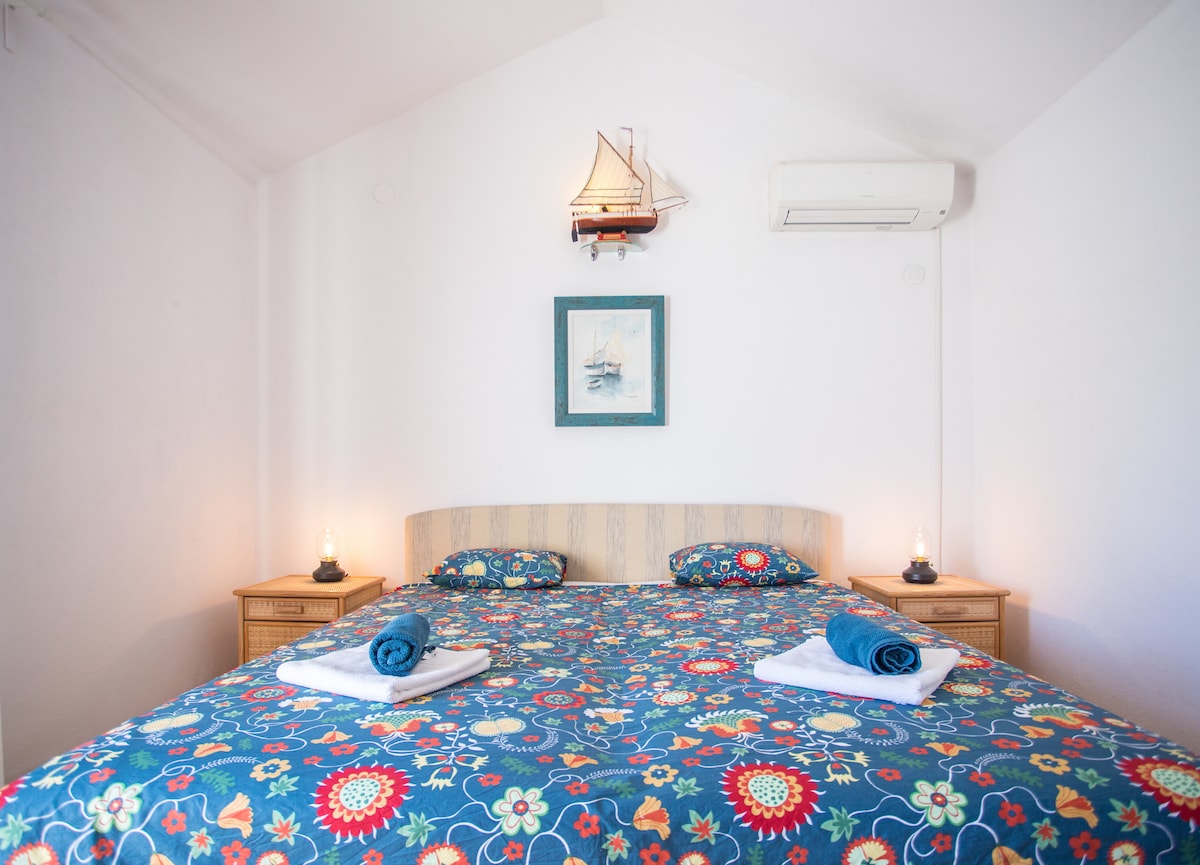 Villa Lapis Vis — property photo 9