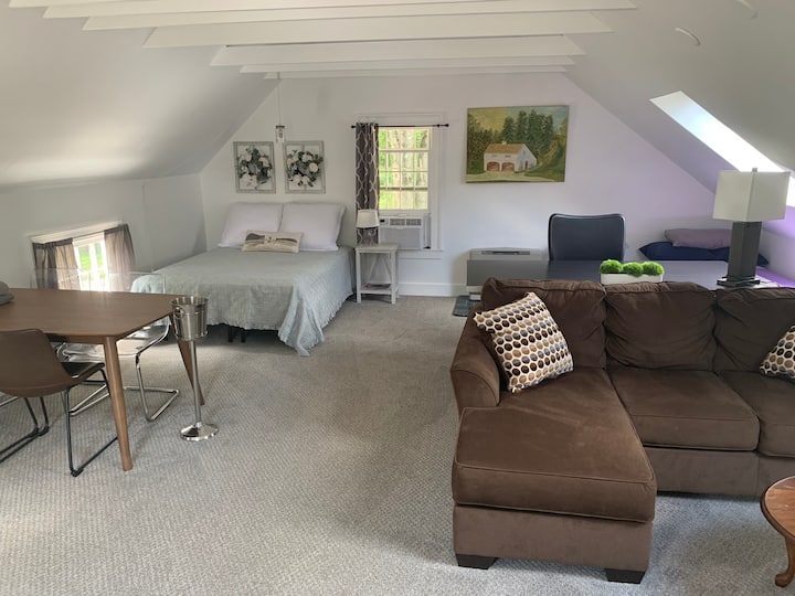 Cobbetts Pond Vacation Rentals & Homes Windham, NH Airbnb
