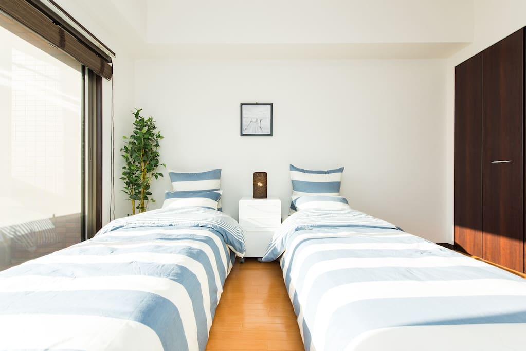 Main bedroom④