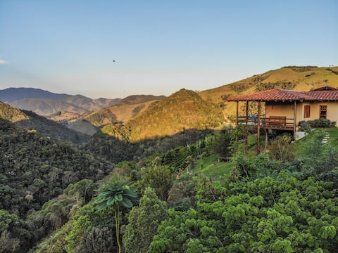 Casa da Montanha - São Francisco Xavier - SP