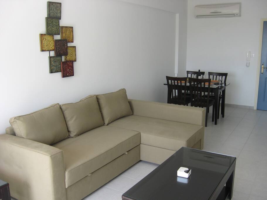 Welcoming lounge where you can relax and reflect on the day's activities