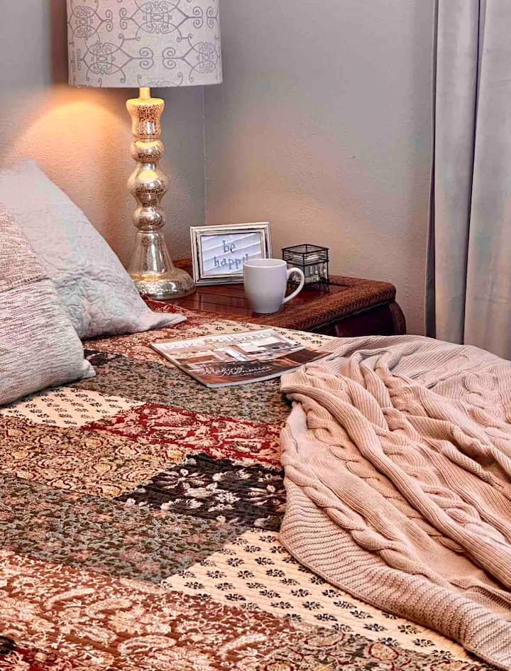 主楼层配有标准双人床，第二间卧室。