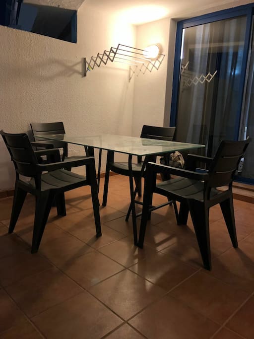 Mesa comedor (Terraza)