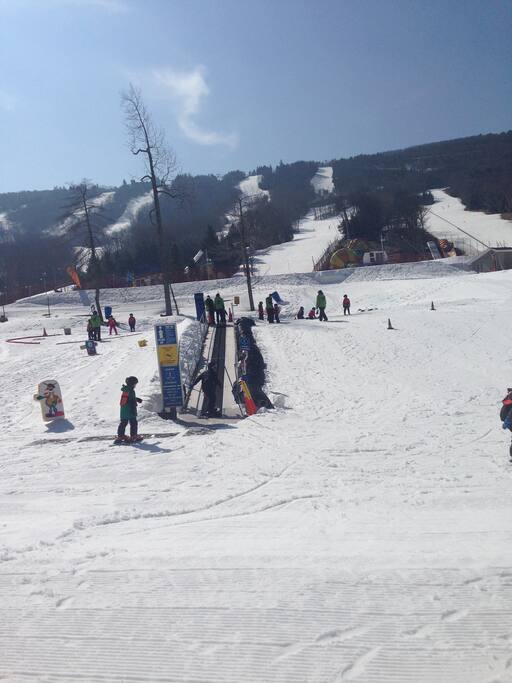 CAMELBACK SKI AREA WE ARE RIGHT ON THE MT