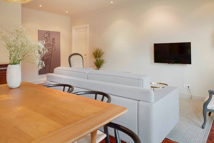 Garibay Terrace by FeelFree Rentals gallery image 5