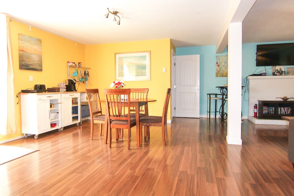 The suite is 1,000 square feet and has an open concept design.