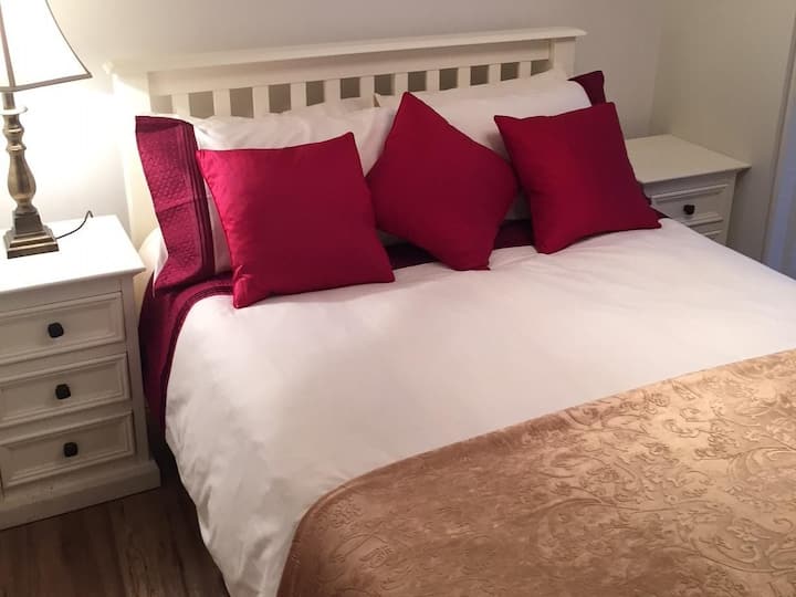 ApartmentEnsuite with Shower Apartments for Rent in Kinsale, Cork, Ireland Airbnb