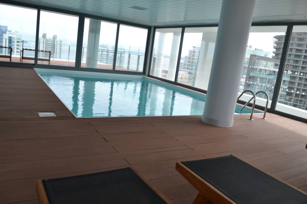 Piscina interior