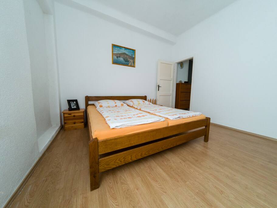Bedroom #1