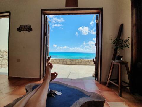 Beautiful Oceanfront vacation home at Isla Mujeres