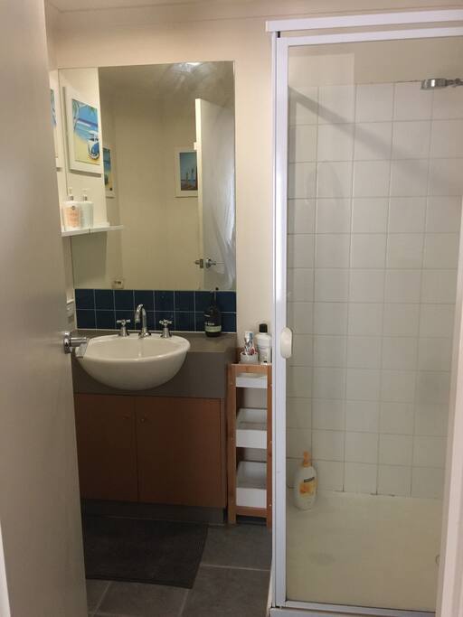 Ensuite
