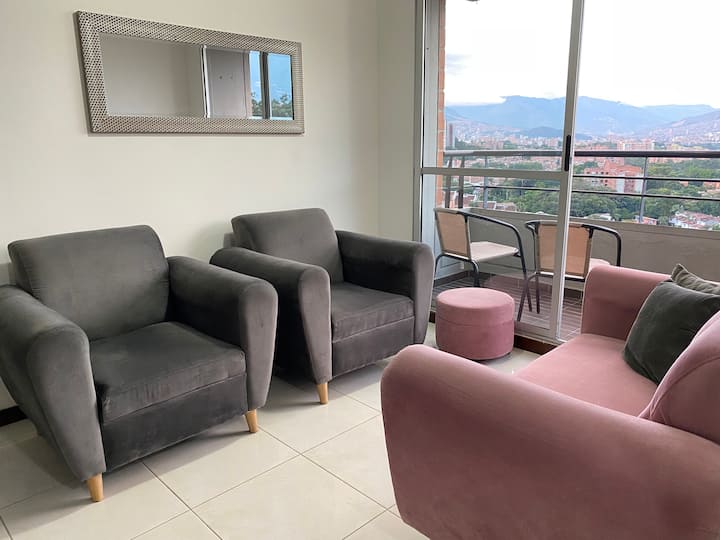 Full City View Apartment - Medellín