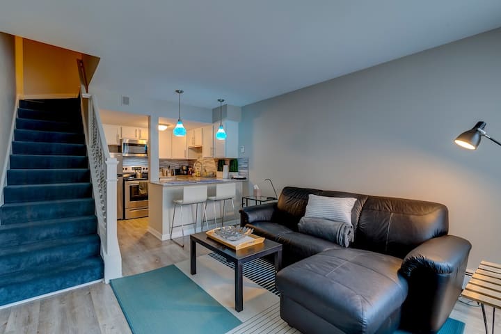 Newly Renovated Kerrytown/Downtown Location (#8)