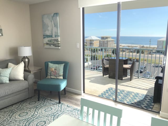 Beautiful Condo Gulf View Two Balconies GSSRC 501A