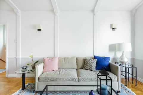 Top Airbnb: Renovated 1930s Home with Lush Garden in Noe Valley