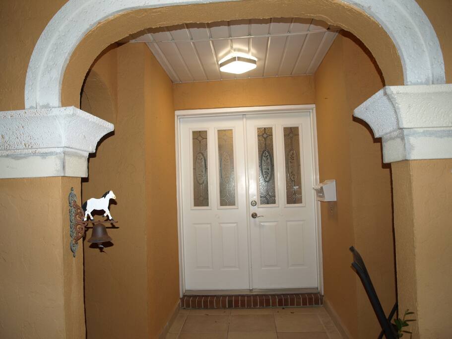 Entrance to the doorway