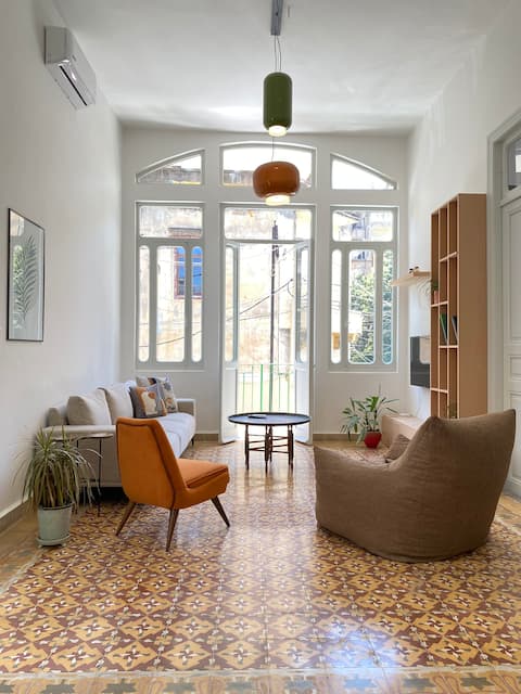 Bright Apt. in the Heart of Mar Mkhael