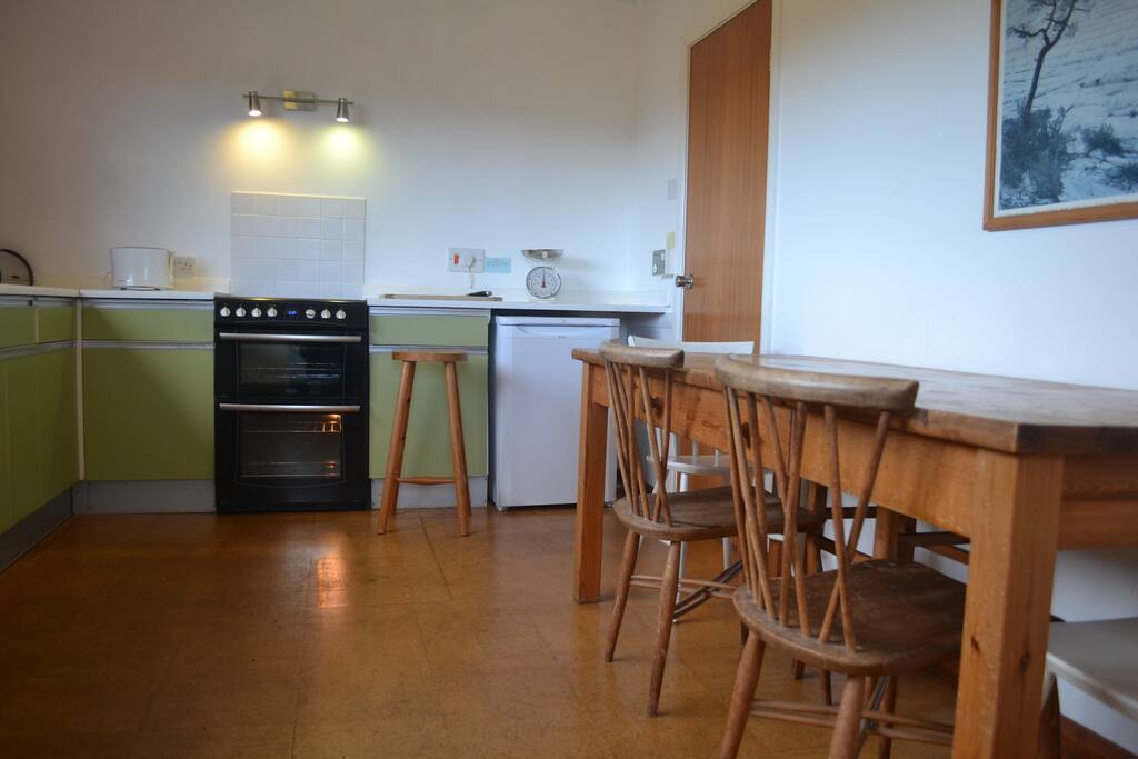 Dining kitchen