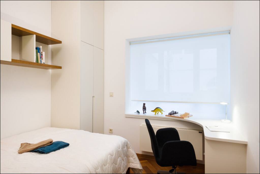 Second bedroom with bed 140x200