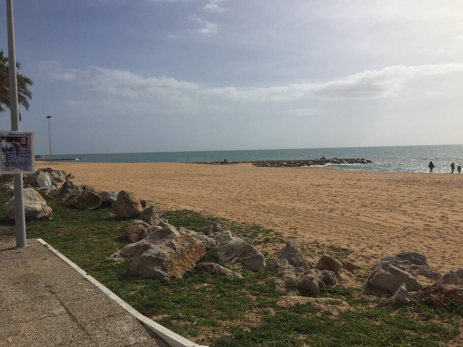 PRAIA