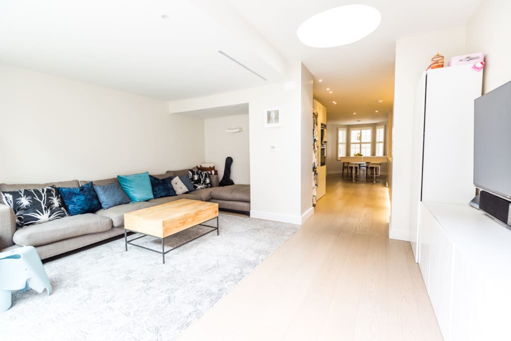 Living Area, Sofa Set, T.V.
