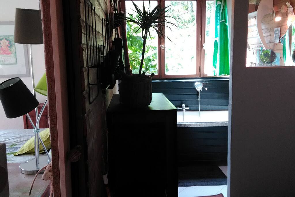 Accès salle de bain privée
