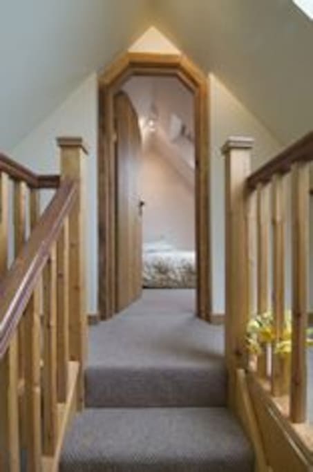 Additional single upstairs bedroom
