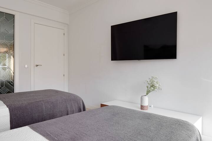 Soroa gallery image 3