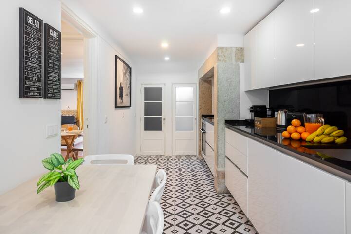 Charming and historical apartment in Santa Justa gallery image 5