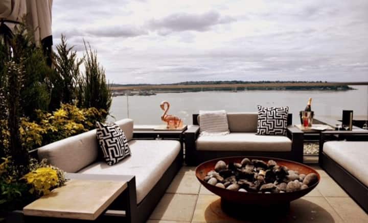 Thompson Residences- Premium One Bedroom