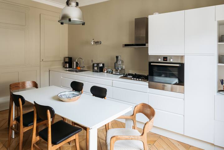 Beautiful Duplex Place d’Ainay/Bellecour 160 m² gallery image 5