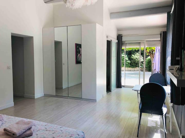 غرفة النوم 1