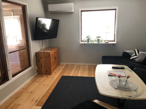 Modern cottage 800m from the sea