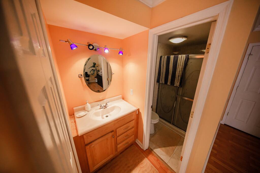 Bath Room & Shower Room