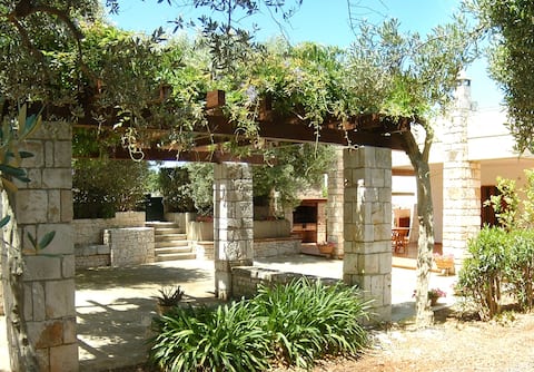 Pink Flowers house, relax in the quiet countryside