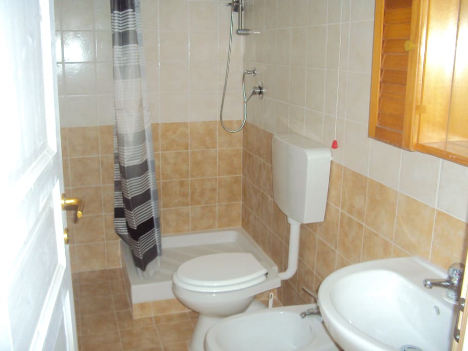 bagno camera n.2