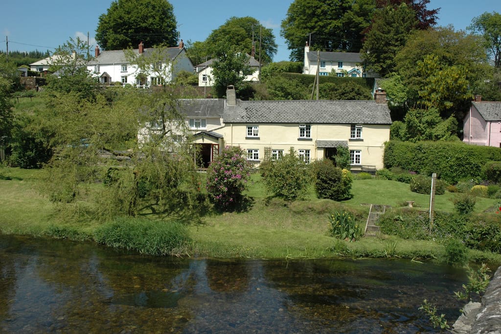 Bridge Cottage