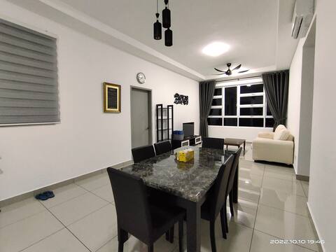 Resort style 3-bedrooms apartment with pool