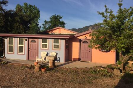 Sunny Eldorado Retreat