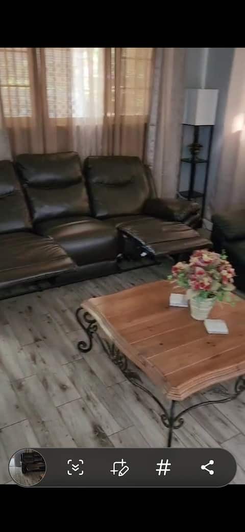 Successful Airbnb property: Vacation Home with view of the Hillsborough River in Temple Crest