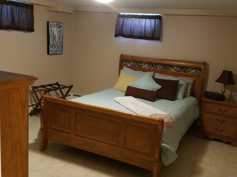 Cozy Basement Apartment-Stoneham