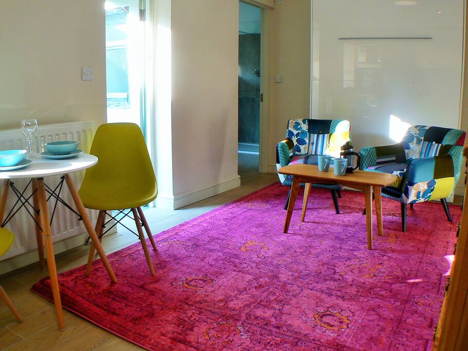 A bright studio apartment that makes clever use of the available space