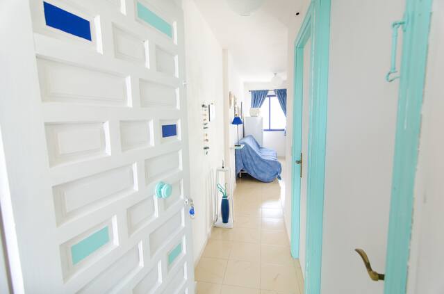 Iron Man Terbang<br/> Iron Man Terbang<br/>