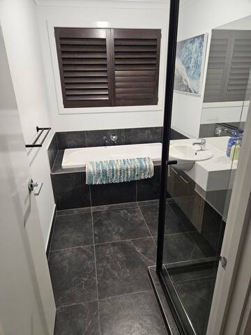 Beach house. gallery image 5